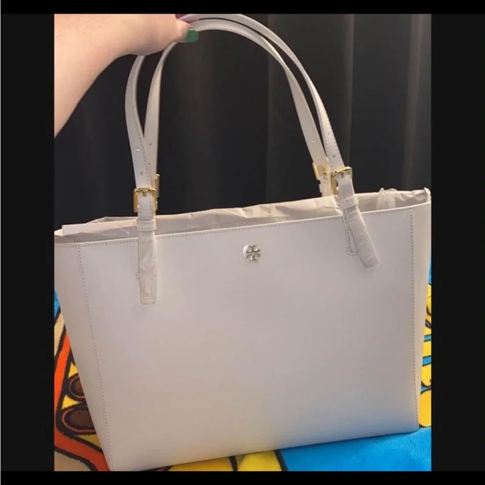 Tory Burch Emerson Buckle Tote Handbag Purse NWT IVORY‎ SAFFIANO LEATHER